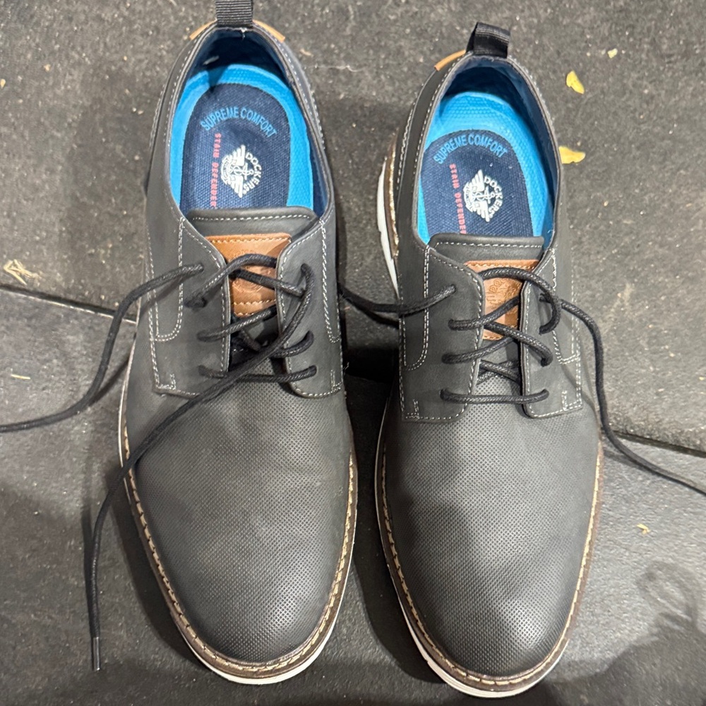 Dockers Black and Brown Oxfords